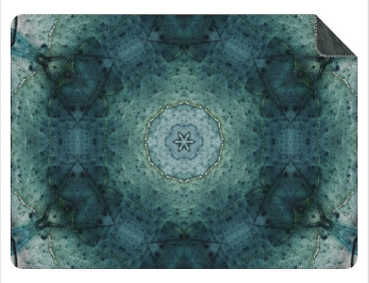 Stor Sammetslen Filt -NR 34 - Design By Helena Mernissi
